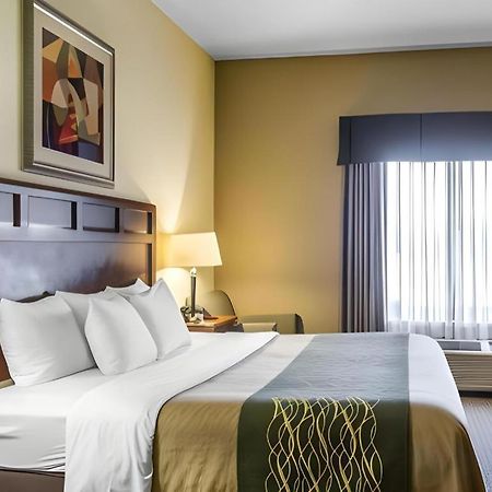 Comfort Inn & Suites Madisonville Esterno foto