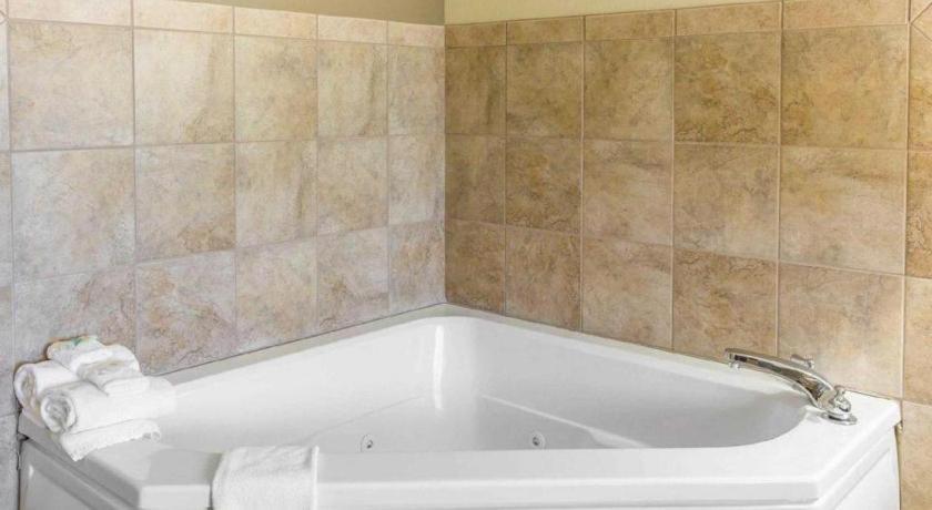 Comfort Inn & Suites Madisonville Esterno foto