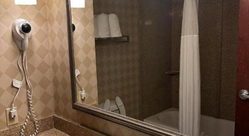 Comfort Inn & Suites Madisonville Esterno foto