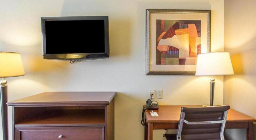 Comfort Inn & Suites Madisonville Esterno foto